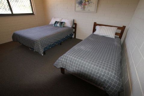 'Bay Dream' Upstairs Unit Three - Tourism Cairns 2