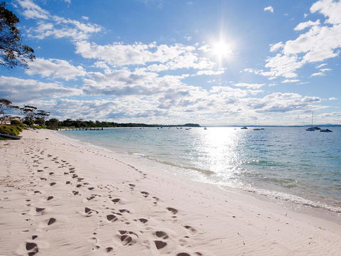 'Beachside' Shoal Bay, Unit 4 - Tourism Cairns 1