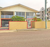 'Mooring One Downstairs' 23 Shoal Bay Rd - Fantastic ground floor duplex with views WIFI and Air Conditioning - Tourism Cairns