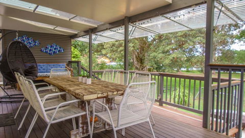 'RIVERSIDE RETREAT' 544 Ocean Drive, North Haven - Tourism Cairns 0
