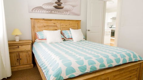 'RIVERSIDE RETREAT' 544 Ocean Drive, North Haven - Tourism Cairns 1