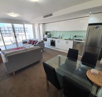 just listed Bolton St 1br 350m walk to Newcastle beach  Wifi end Eand - Tourism Cairns