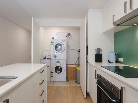 104 'The Shoal' 6-8 Bullecourt Street - Linen Included & Under 200m To Beach - Tourism Cairns 2