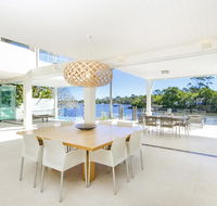 12 Noosa Parade - Tourism Cairns