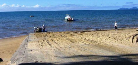 15 Robert Johnstone Parade - Tourism Cairns 2