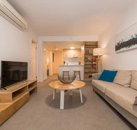 2 Bedroom Apartment Seconds From Valley - Tourism Cairns
