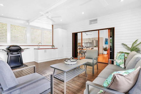 Buchan House Spacious Dual Living Retreat - Tourism Cairns 1