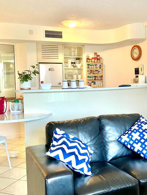 Cairns Esplanade Apartment - Tourism Cairns 4