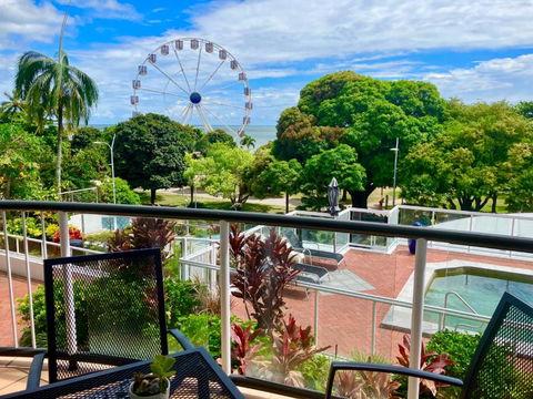 Cairns Esplanade Apartment - Tourism Cairns 1