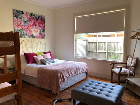 D108 Fantastic Sun Crescent Gathering - Tourism Cairns 0