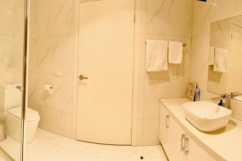 D121 Fabulous Marsh Stay - Tourism Cairns 2