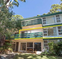 3 'Far Horizons' 77 Ronald Avenue - cosy comfortable unit with filtered views - Tourism Cairns