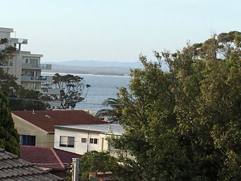 3/4 Victor Parade - Great Townhouse & Walk To The Beach - Tourism Cairns 0