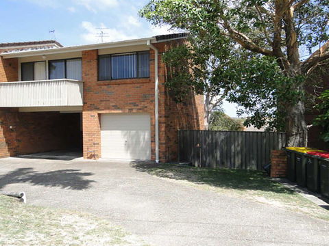3/4 Victor Parade - Great Townhouse & Walk To The Beach - Tourism Cairns 2