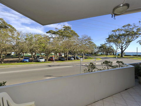 4 'Fleetwood' 63 Shoal Bay Rd - Air Conditioned Unit With Magnificent Water Views - Tourism Cairns 0