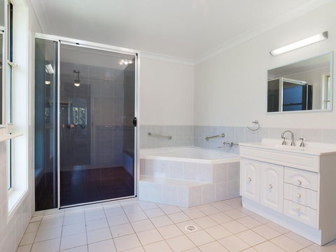 51 Rigney Street - Pet Friendly House With Aircon - Tourism Cairns 3