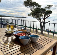 6 'SHOAL TOWERS' 11 SHOAL BAY RD - STUNNING WATER VIEWS  PERFECT LOCATION - Tourism Cairns