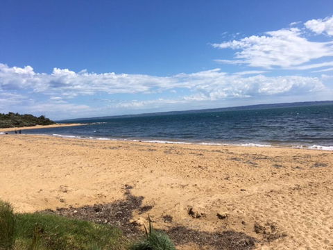 7 Graydens Road, Ventnor With Spectacular Views - Tourism Cairns 1