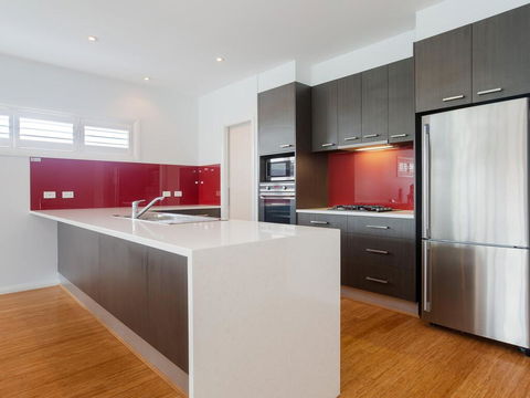 7 Judith Street - Stunning Duplex With Ducted Air - Tourism Cairns 2