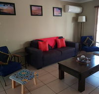 A City Retreat 2BR Apartment - Reid Park -Townsville - Tourism Cairns