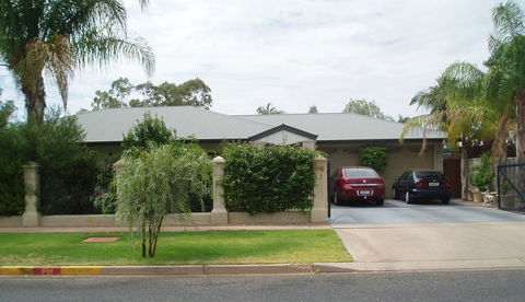 A Good Rest B & B - Tourism Cairns 3