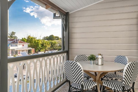 A PERFECT STAY - Luxe & Bloom - Tourism Cairns 3
