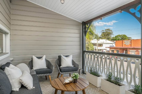 A PERFECT STAY - Luxe & Bloom - Tourism Cairns 1