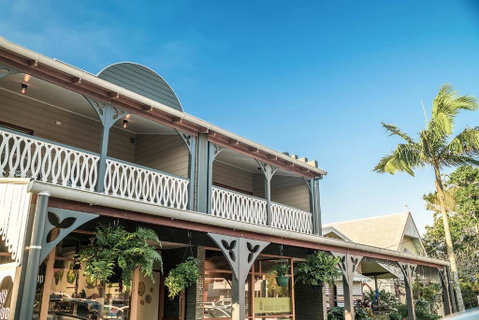 A PERFECT STAY - Luxe & Bloom - Tourism Cairns 2