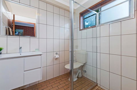 AAt 28 Goldsmith Motel - Tourism Cairns 3