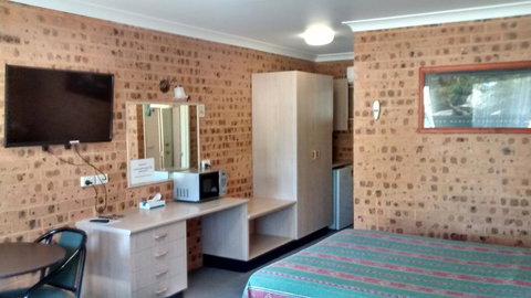 Aberdeen Motel - Tourism Cairns 1