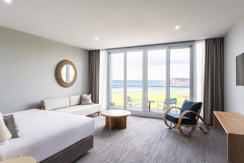 Abode Malua Bay - Tourism Cairns 1