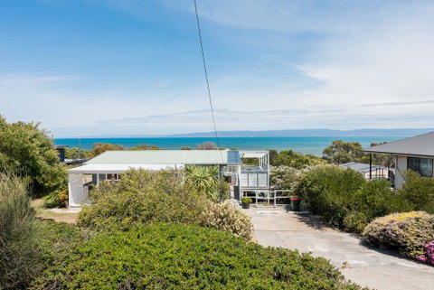 Acacia Cottage - Tourism Cairns 3