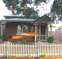 Acacia Cottage on Peel Bathurst - Tourism Cairns