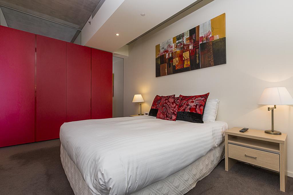 Canberra ACT Tourism Cairns