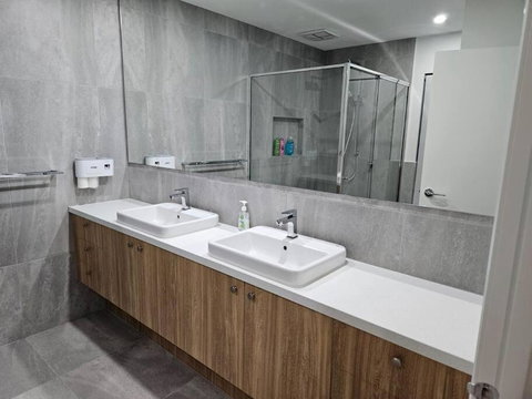 E 4 Room Retreat Family Friendly - Tourism Cairns 1