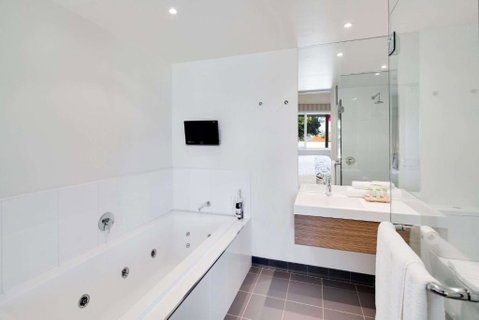 Drouin Motel - Tourism Cairns 4