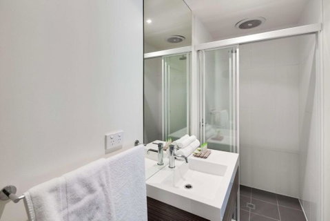 Drouin Motel - Tourism Cairns 1