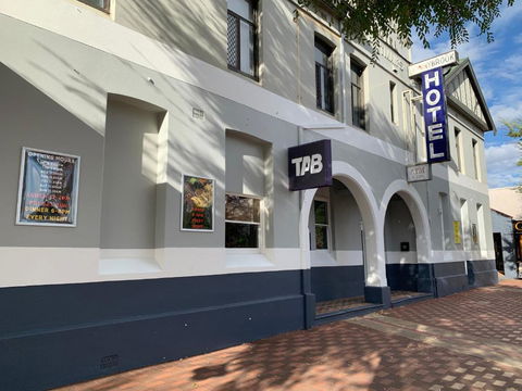Donnybrook Hotel WA - Tourism Cairns 1