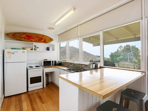 DROMANA BEACH SHACK - Tourism Cairns 1