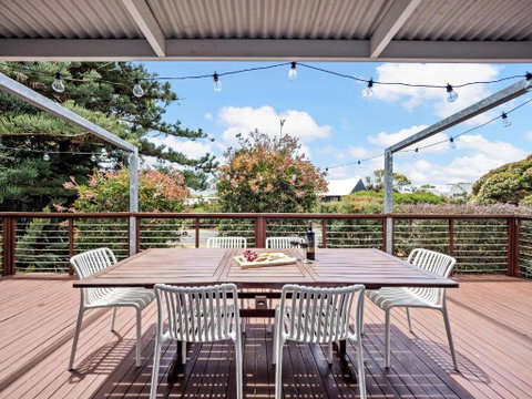 Eagle Bay Beach House - 300m To The Beach! - Tourism Cairns 0
