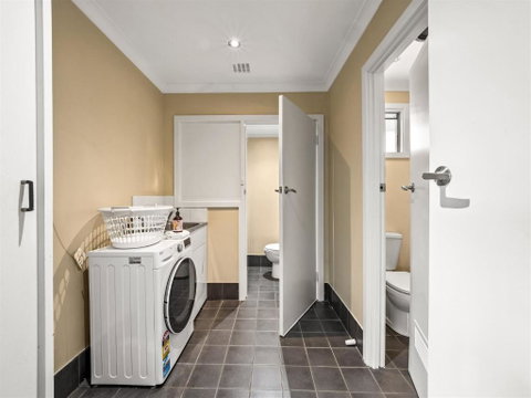 Eagle Bay Beach House - 300m To The Beach! - Tourism Cairns 4