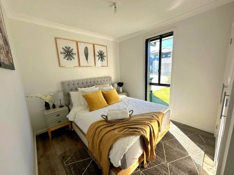 Entire 2br, Hideaway - Tourism Cairns 1
