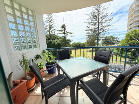 Fairseas Golden Beach - Tourism Cairns 1