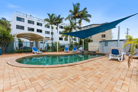 Fairseas Golden Beach - Tourism Cairns 4