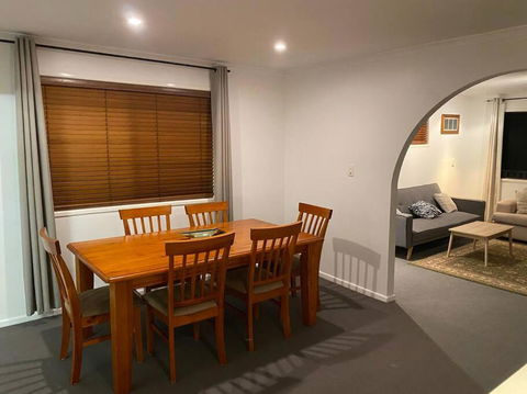 FAMILY 3-bedroom Everton Hills Apartment - Tourism Cairns 1