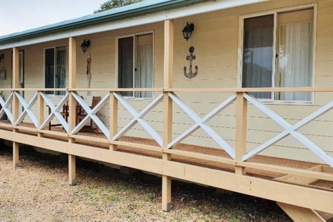 Family Friendly Beach House - Tourism Cairns 4