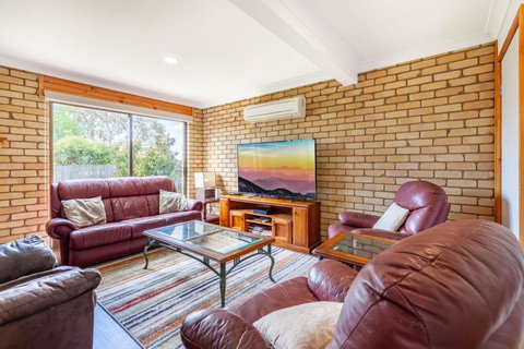 Fingal Snow Vinces Place 108 Gippsland Street - Tourism Cairns 1