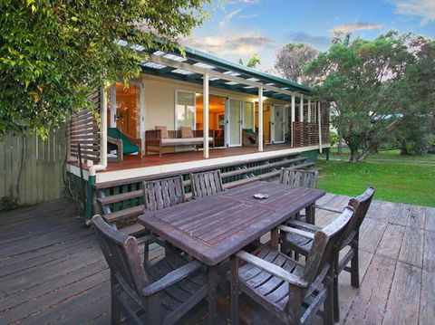 FINLIA AT FLINDERS - Tourism Cairns 0