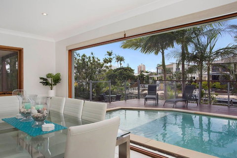 Flamingo Key - Tourism Cairns 1