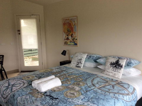 Forrest River Valley- Blue Wren Studio - Tourism Cairns 2